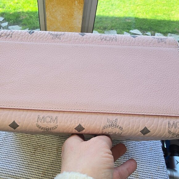 MCM Klara Leather Hobo Bag Powder Pink Monogram Crossbody Authentic - MSRP $1,01 - Picture 5 of 14